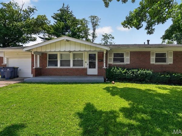 11154 Mammoth Drive , St Louis, MO 63136