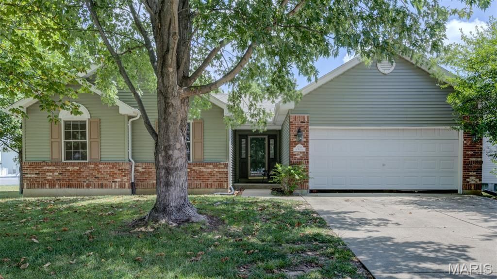 1236 Saint Matthew Avenue, O Fallon, MO 63366 Main Photo