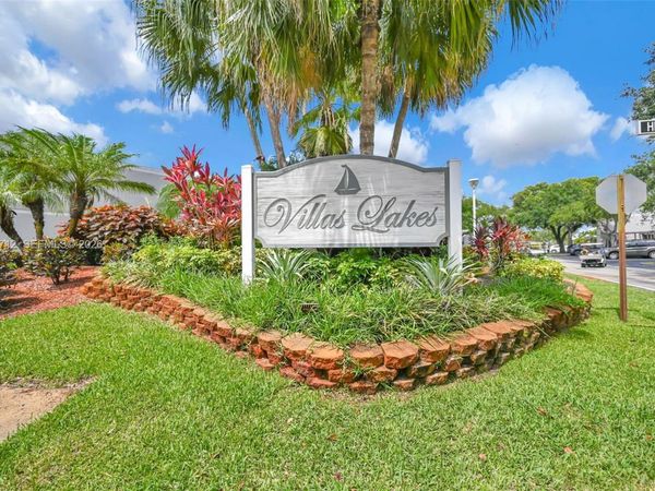 11290 NW 14th Ct , Pembroke Pines, FL 33026