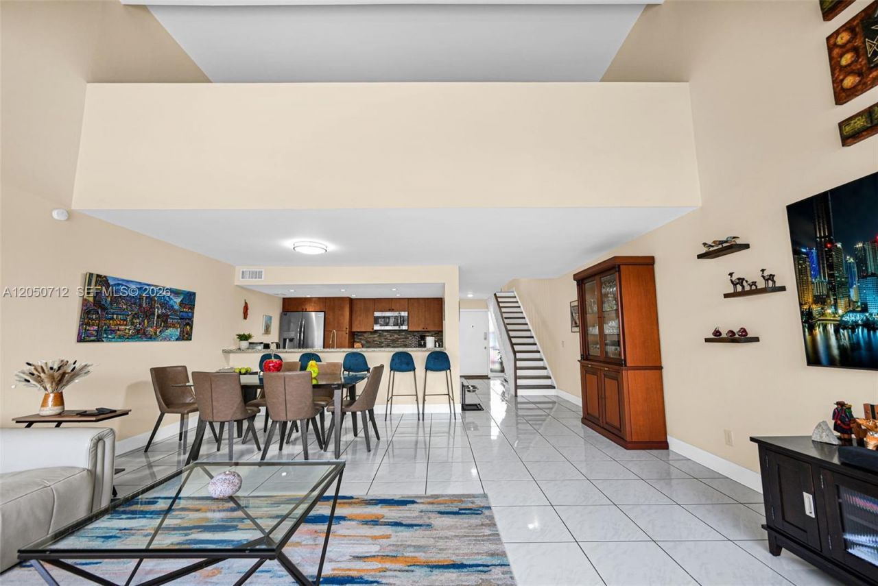 11290 NW 14th Ct, Pembroke Pines, FL 33026 Photo