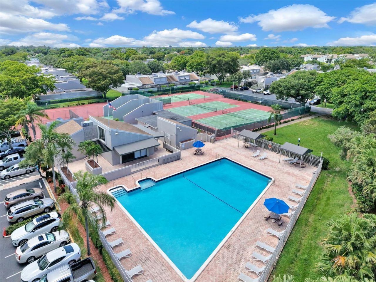 11290 NW 14th Ct, Pembroke Pines, FL 33026 Photo