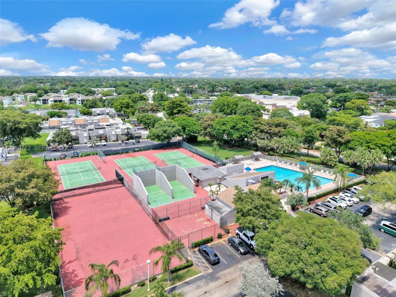 11290 NW 14th Ct, Pembroke Pines, FL 33026 Photo