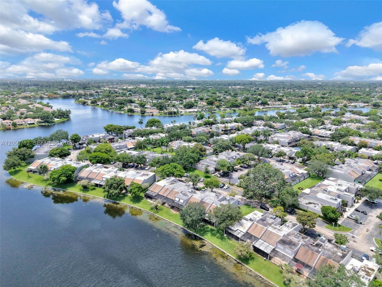11290 NW 14th Ct, Pembroke Pines, FL 33026 Photo