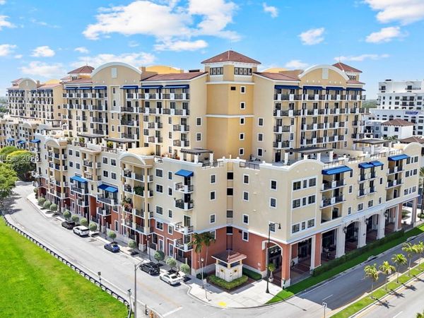 Unit 702, Miami, FL 33143