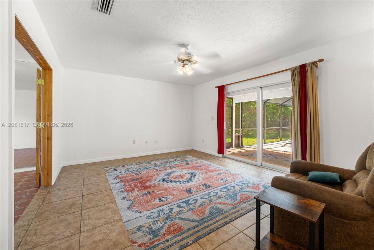 8744 SW 176th Ter , Palmetto Bay, FL 33157 Photo