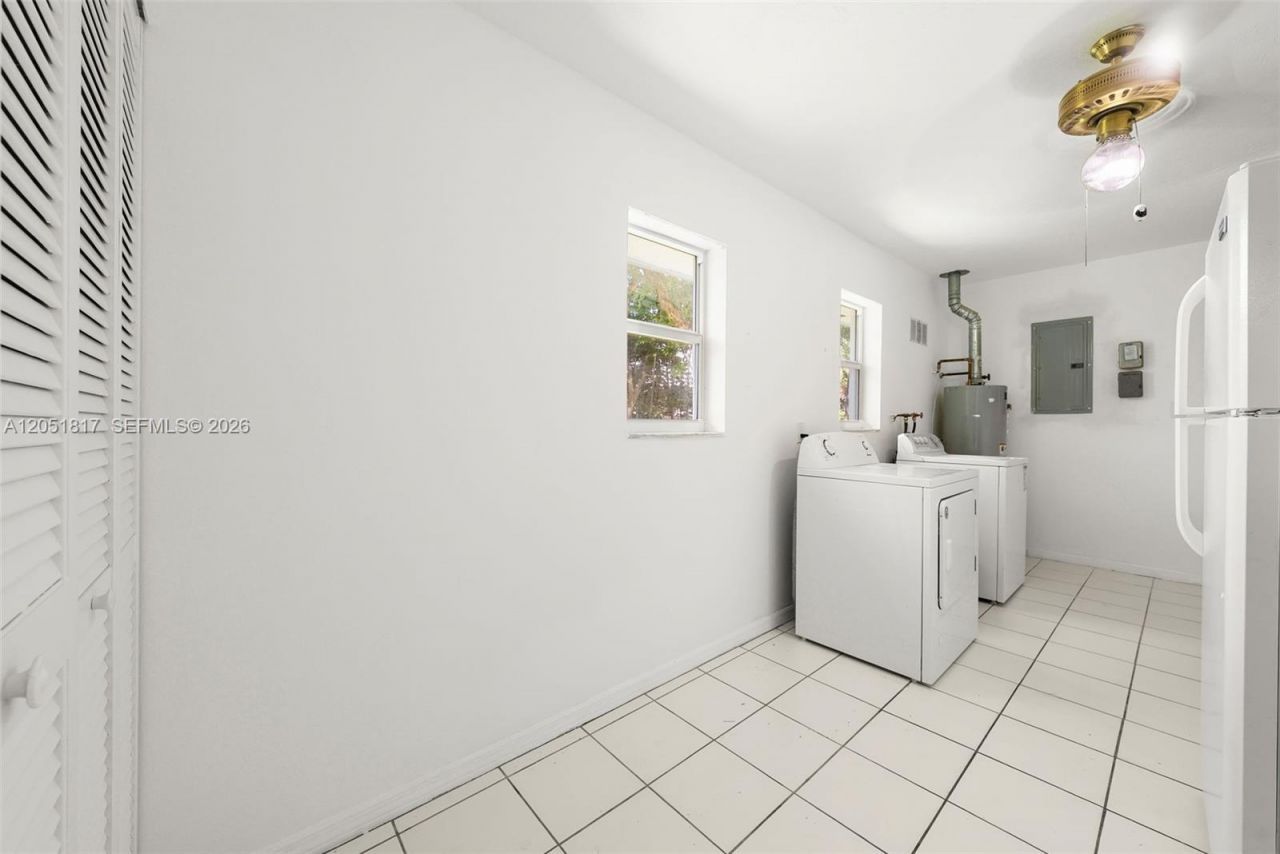 8744 SW 176th Ter , Palmetto Bay, FL 33157 Photo