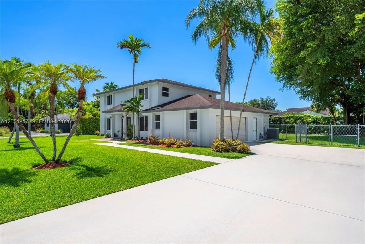 8744 SW 176th Ter , Palmetto Bay, FL 33157 Photo