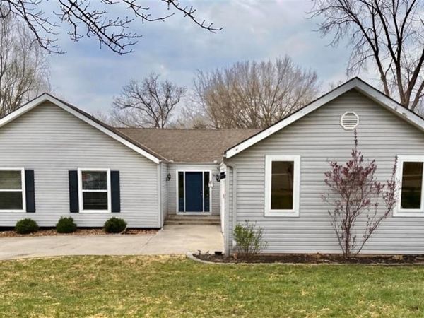 7400 N Granby Avenue, Kansas City, MO 64151
