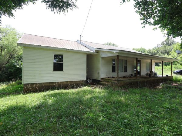 12030 Hwy 114 , Buena Vista, TN 38318