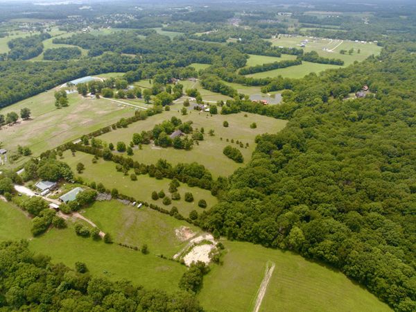 6881 Glidewell Road , Unit 2, Cross Plains, TN 37049