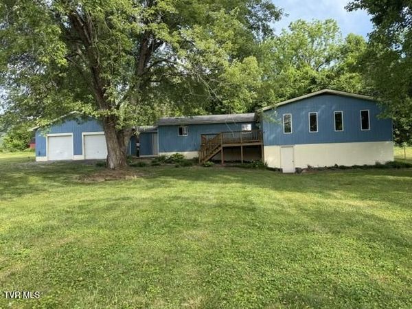 163 Warren Drive, Big Stone Gap, VA 24219