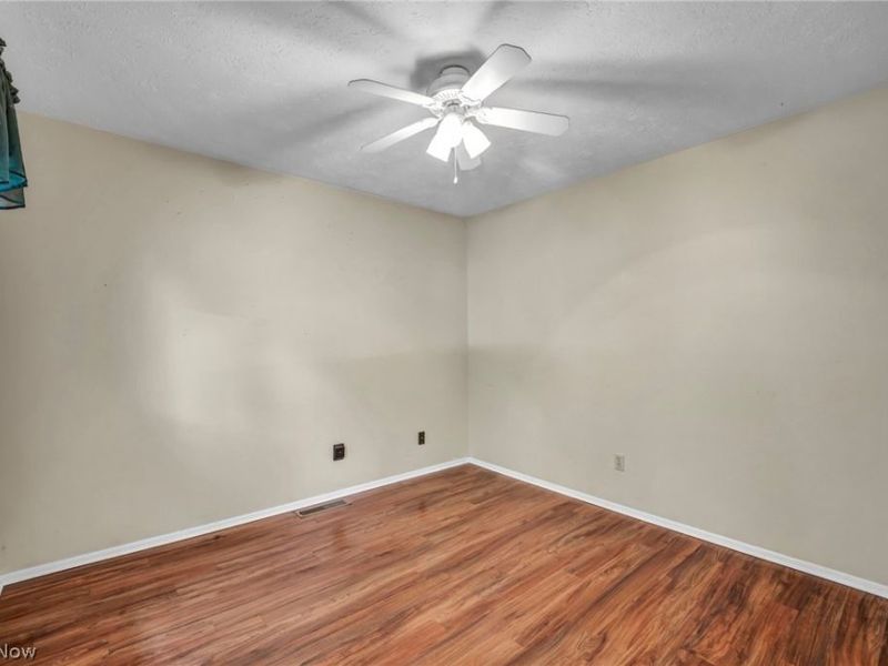 18389 Falling Water Road, Strongsville, OH 44136 Photo 26