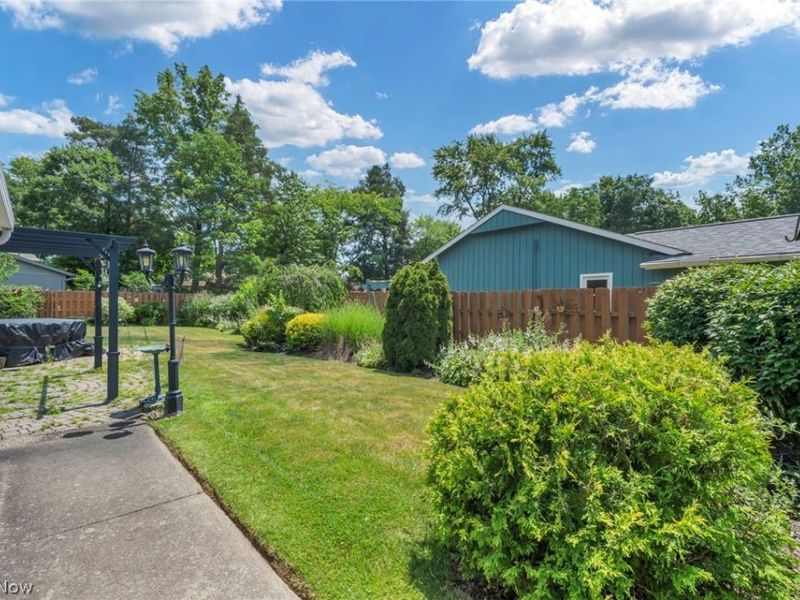 18389 Falling Water Road, Strongsville, OH 44136 Photo 45
