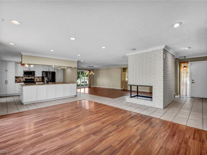 18389 Falling Water Road, Strongsville, OH 44136 Photo 9