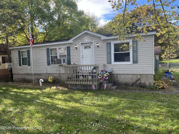 143 E Luzerne Avenue, Larksville, PA 18704