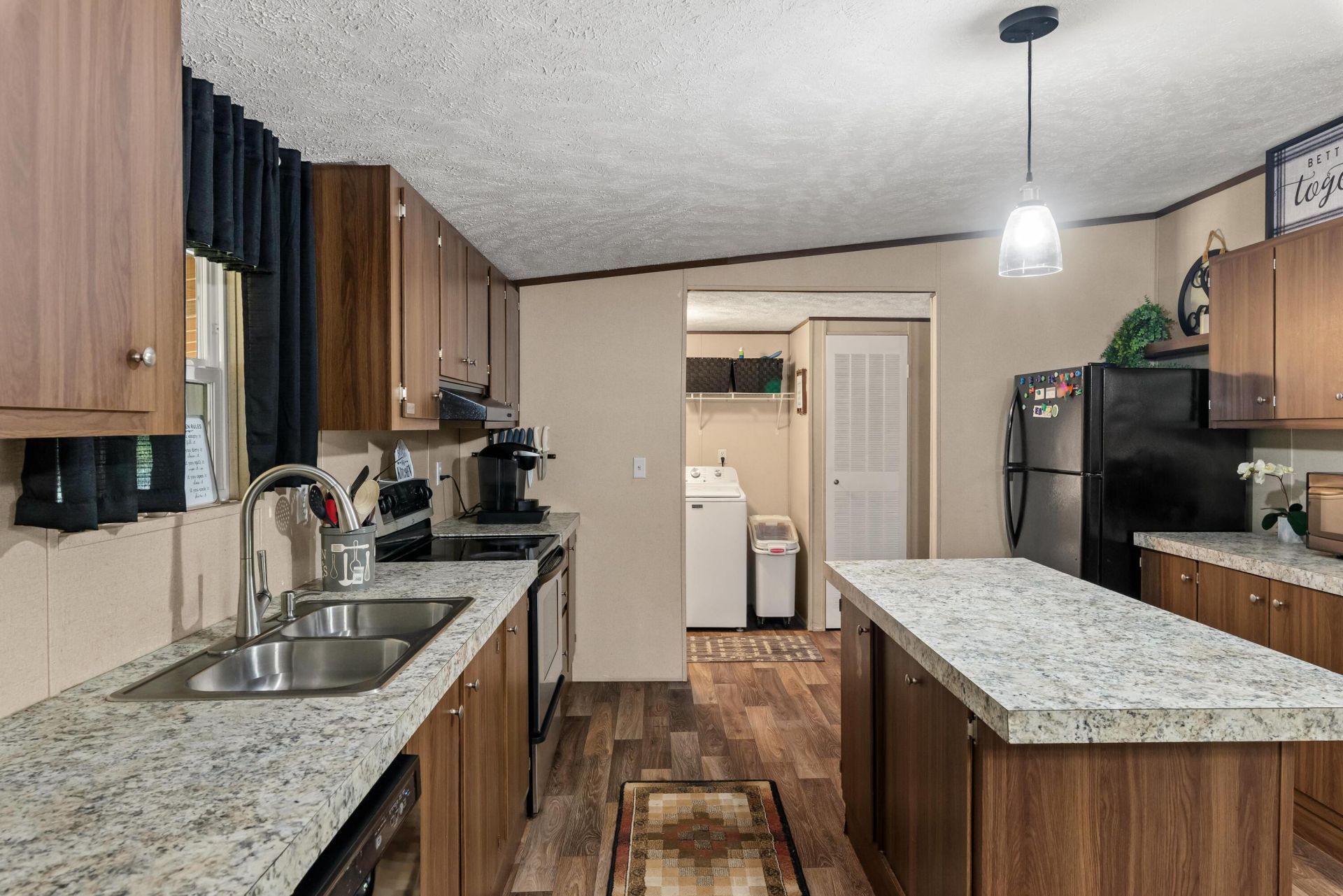 470 Pauline Drive Photo 13