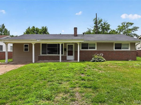 2332 Collett Drive , St Louis, MO 63136