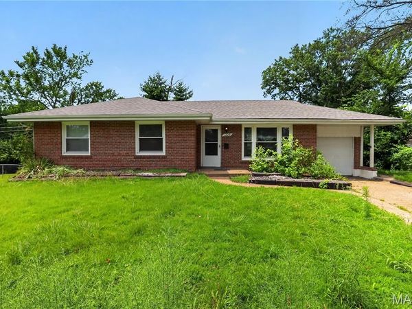 1223 Kimball Court , St Louis, MO 63137