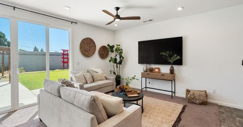 749 Creekview Cir, Galt, CA 95632 Photo