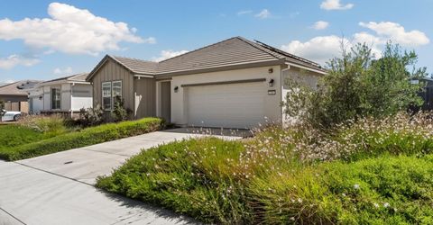 749 Creekview Cir, Galt, CA 95632 Photo