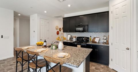 749 Creekview Cir, Galt, CA 95632 Photo