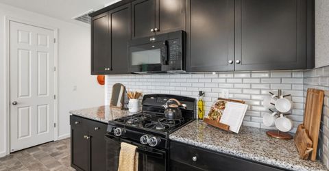 749 Creekview Cir, Galt, CA 95632 Photo