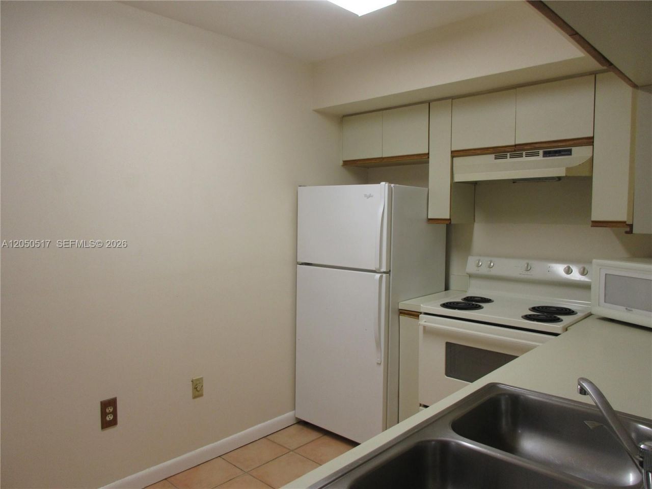15545 N Miami Lakeway N , Unit 211, Miami Lakes, FL 33014 Photo