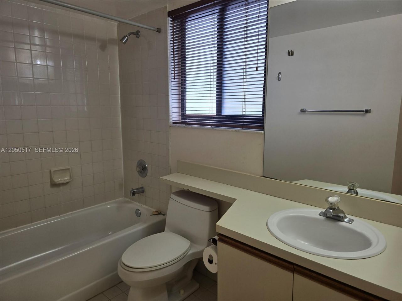 15545 N Miami Lakeway N , Unit 211, Miami Lakes, FL 33014 Photo