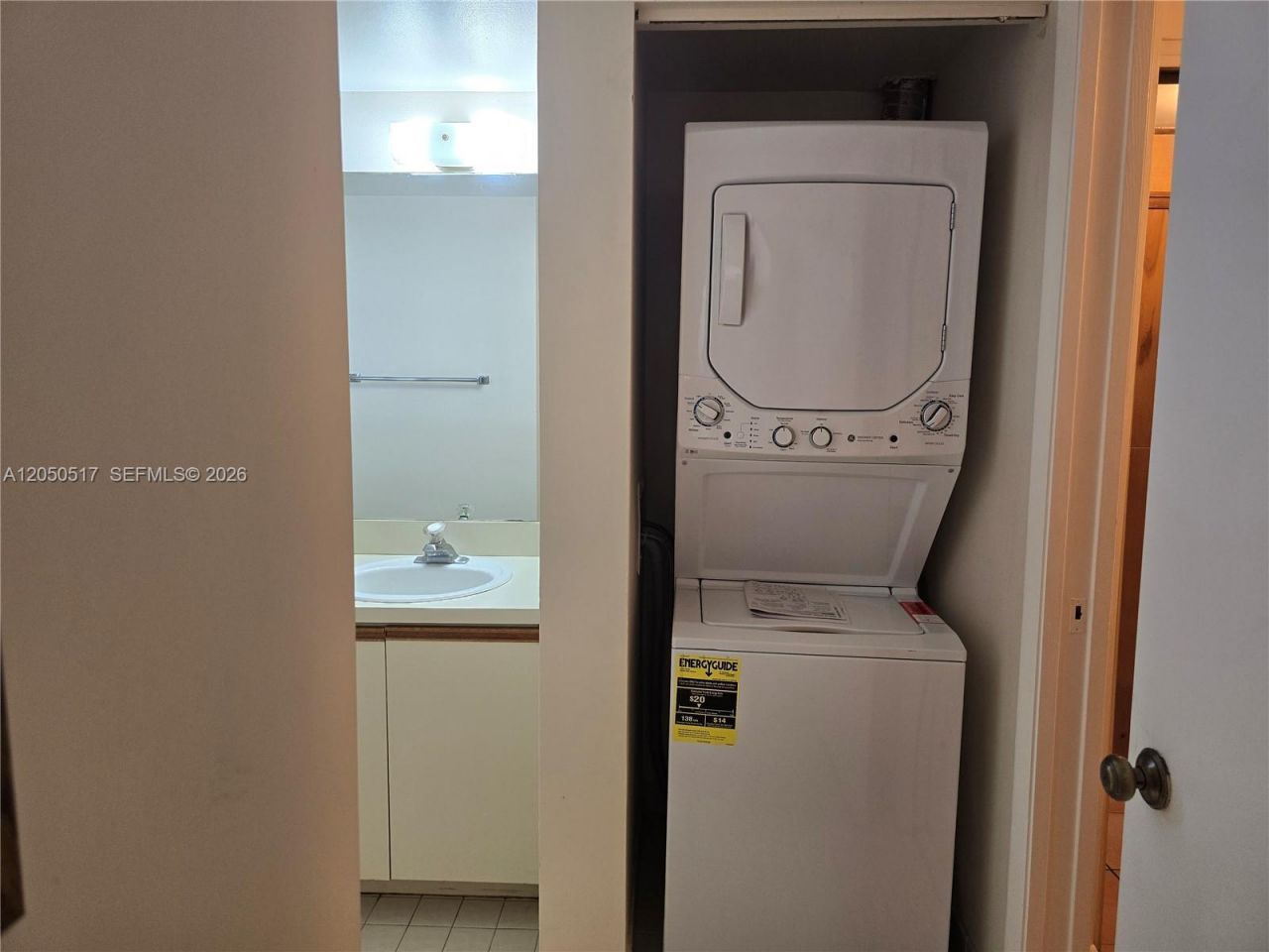 15545 N Miami Lakeway N , Unit 211, Miami Lakes, FL 33014 Photo