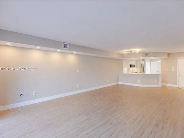 3525 Magellan Cir , Unit 626, Aventura, FL 33180