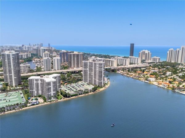 3600 Mystic Pointe Dr , Unit 1816, Aventura, FL 33180