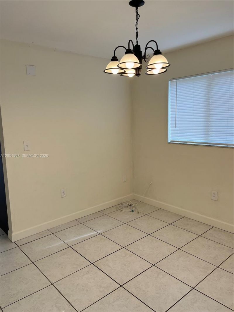 901 NW 22nd Ct , Miami, FL 33125 Photo