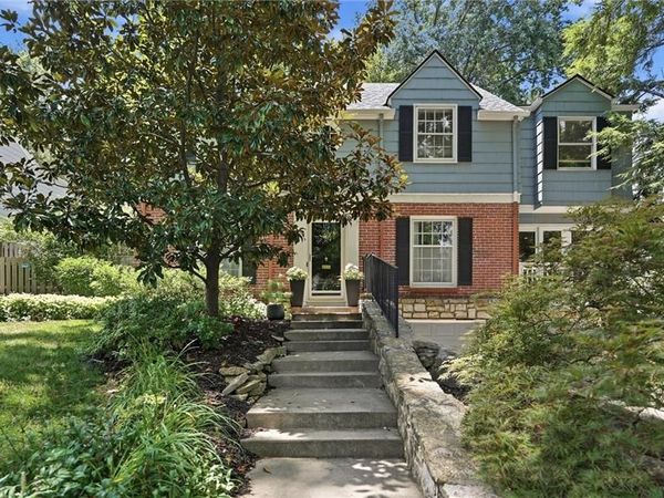 5622 Suwanee Road, Fairway, KS 66205