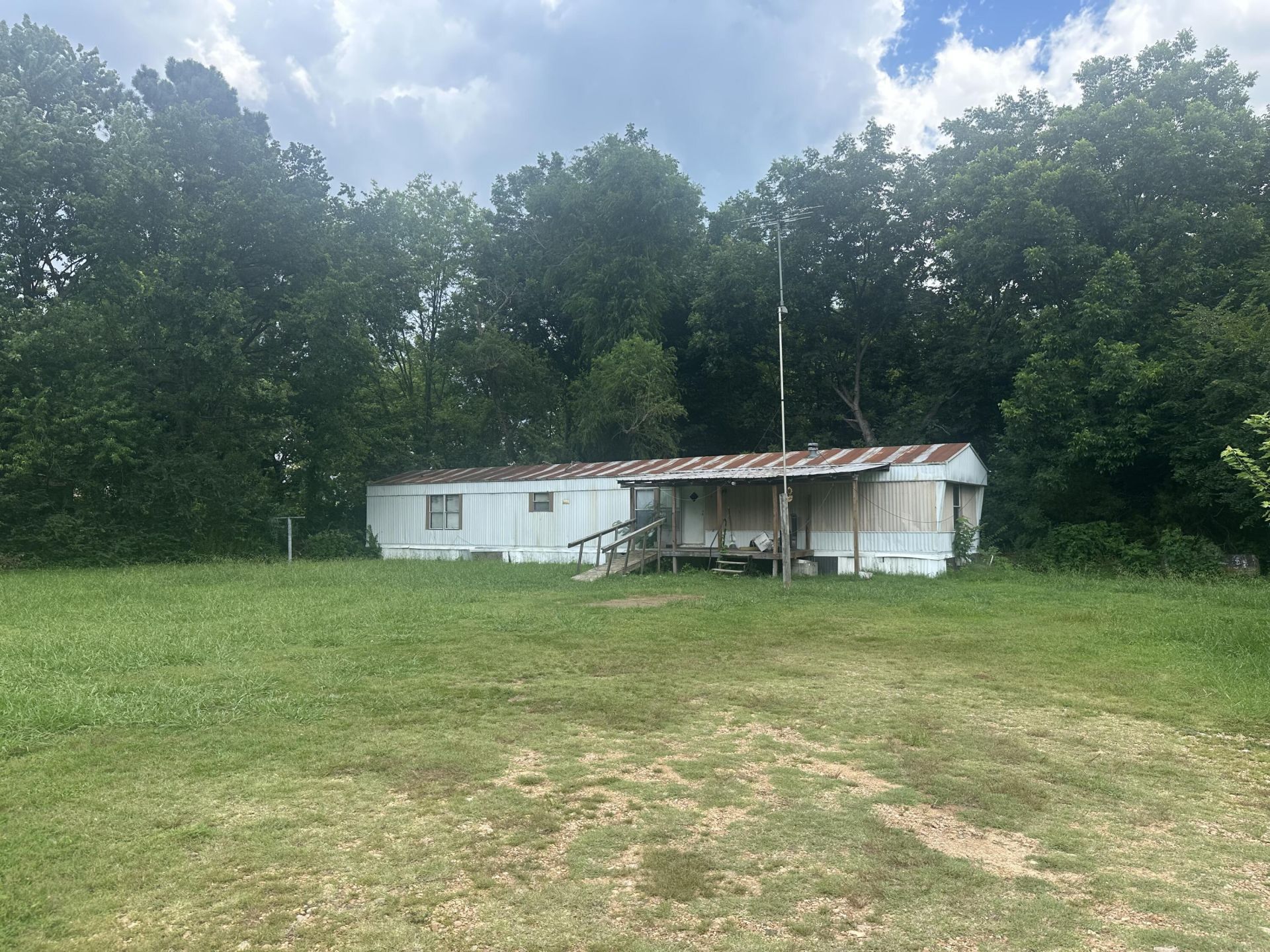 1079 Newport Road, Batesville, AR 72501 Main Photo