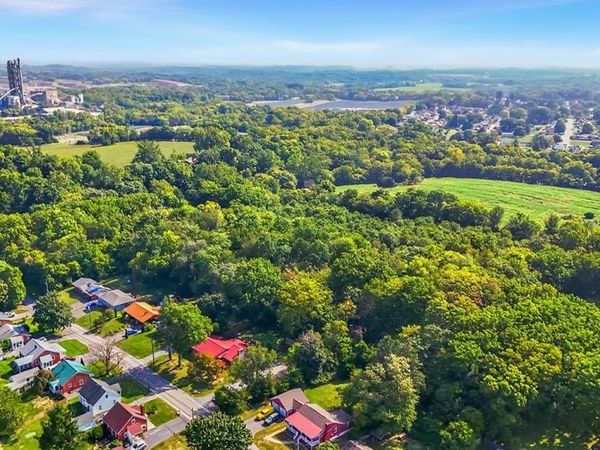 ELEANOR LANE , HAGERSTOWN, MD 21742