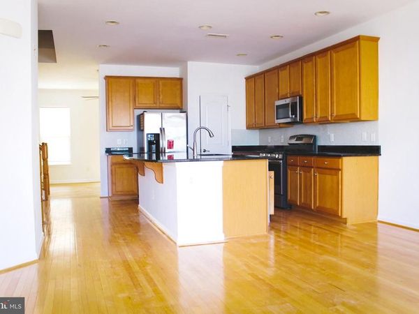 44035 PEIROSA TERRACE, CHANTILLY, VA 20152