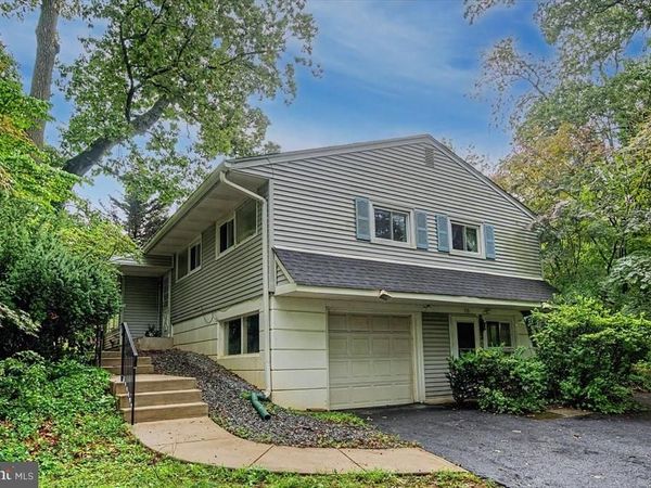 918 RIDLEY CREEK DRIVE , MEDIA, PA 19063
