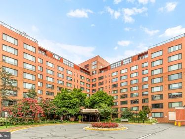 1021 ARLINGTON BOULEVARD , Unit 446, ARLINGTON, VA 22209
