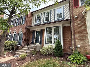 5832 APSLEY HOUSE COURT , ALEXANDRIA, VA 22310