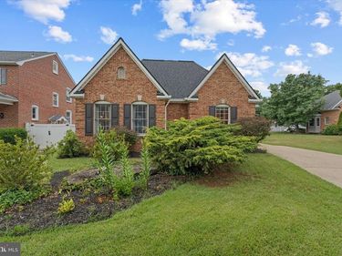687 WOODLAND AVE, WINCHESTER, VA 22601