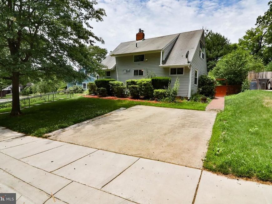 13002 Atlantic Avenue, Rockville, MD 20851 Main Photo