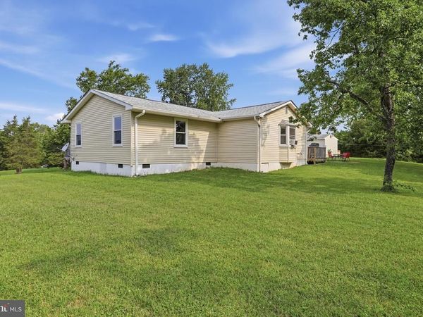 357 HAPPY CREEK DRIVE, KEARNEYSVILLE, WV 25430