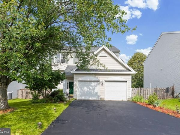 4 BONNER COURT , PENNINGTON, NJ 08534