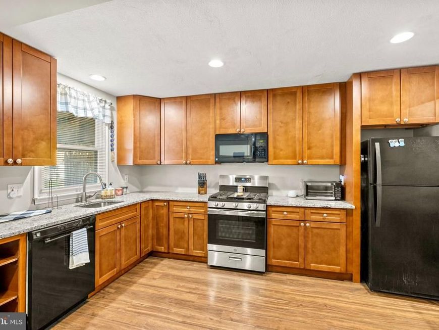 234 W Edgevale Road, Baltimore, MD 21225 Main Photo