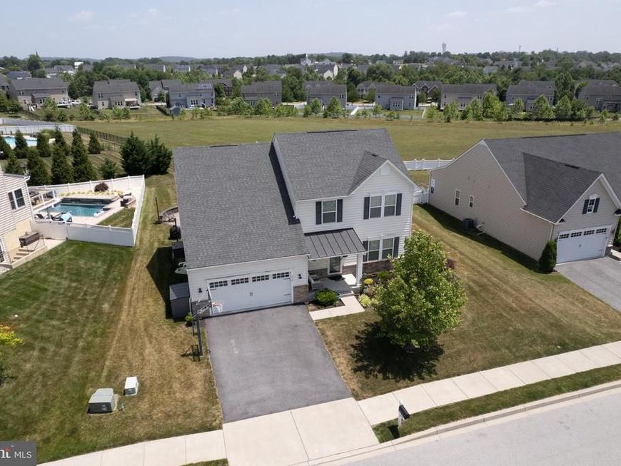 810 Amherst Lane , Westminster, MD 21158 Main Photo