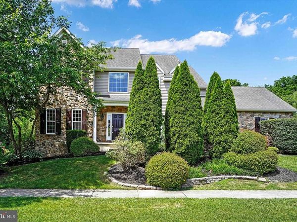 814 EDNA JANE LANE, WEST GROVE, PA 19390