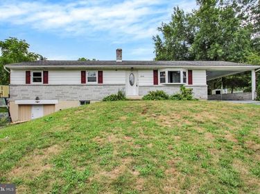 5919 JACOBS AVENUE, HARRISBURG, PA 17112