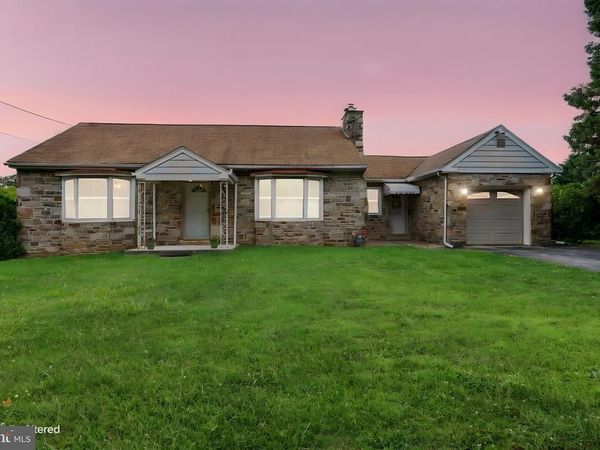 1711 SANDY HILL ROAD, PLYMOUTH MEETING, PA 19462