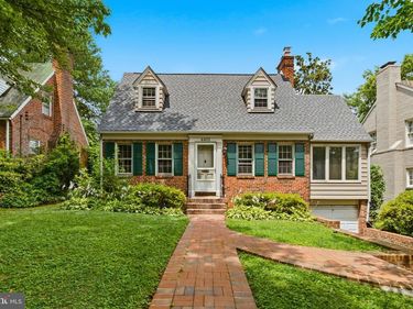 4403 19TH STREET N , ARLINGTON, VA 22207