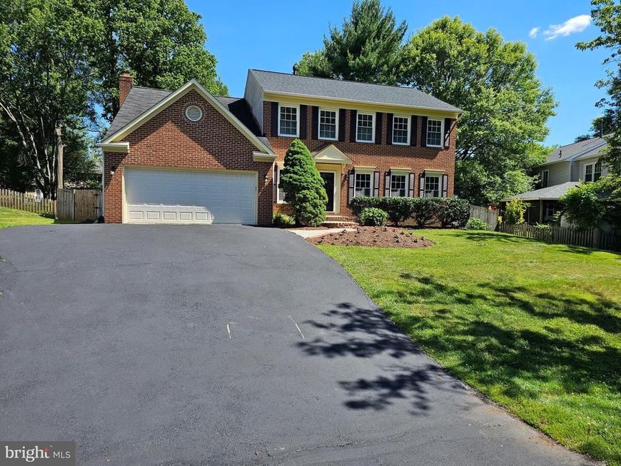 4224 Thorncroft Terrace , Olney, MD 20832 Main Photo